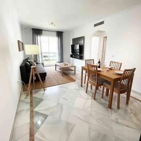 Apartment 2br, 1bth Flat Near Puerto Banus Marbella